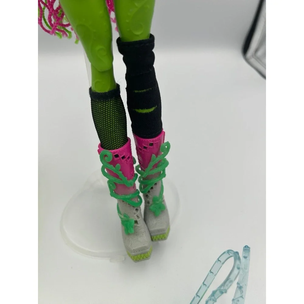 Monster High Venus Flytrap fashion doll G3